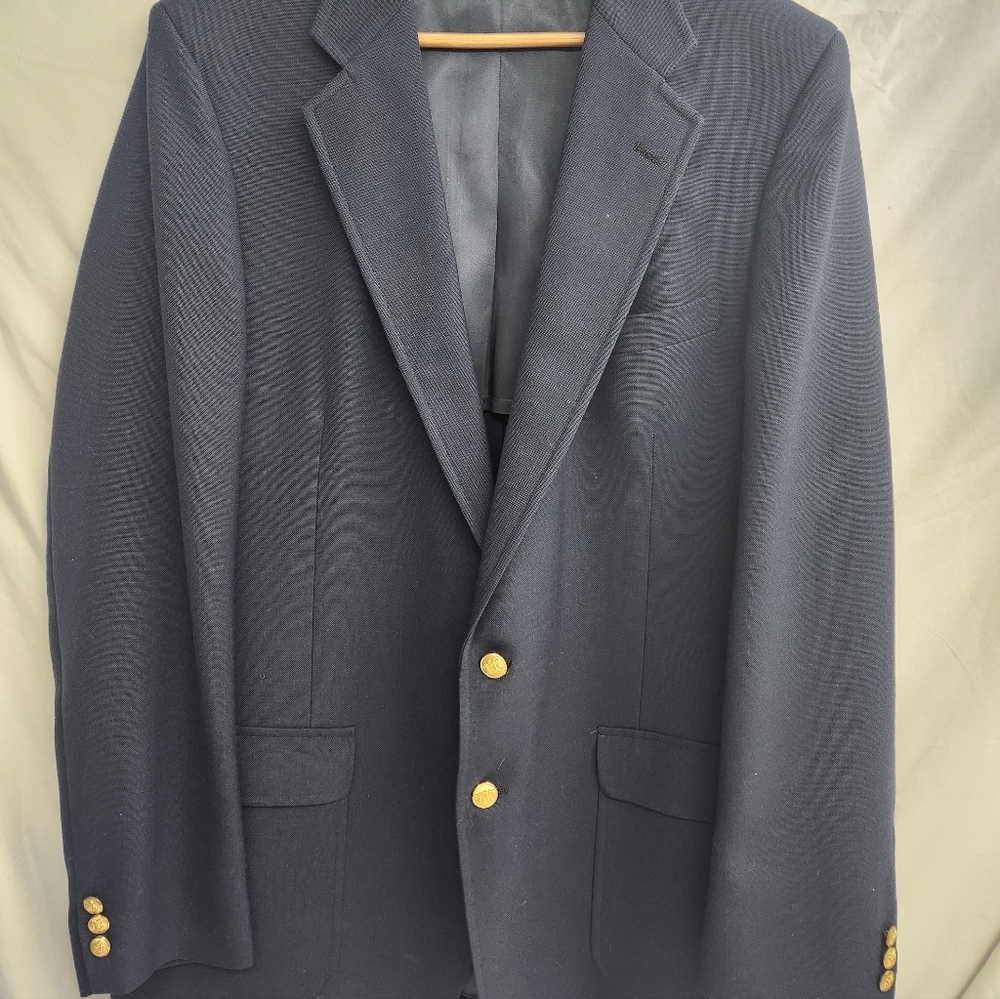 VTG GANT Blazer 48x34 2 Btn Navy Blue Waterbury Coat of Arms Crest Gold Buttons